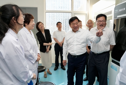 韩俊在部科技发展中心调研并召开部属事业单位座谈会强调　推动学习教育走深走实　以作风建设新成效激发干事创业新作为2
